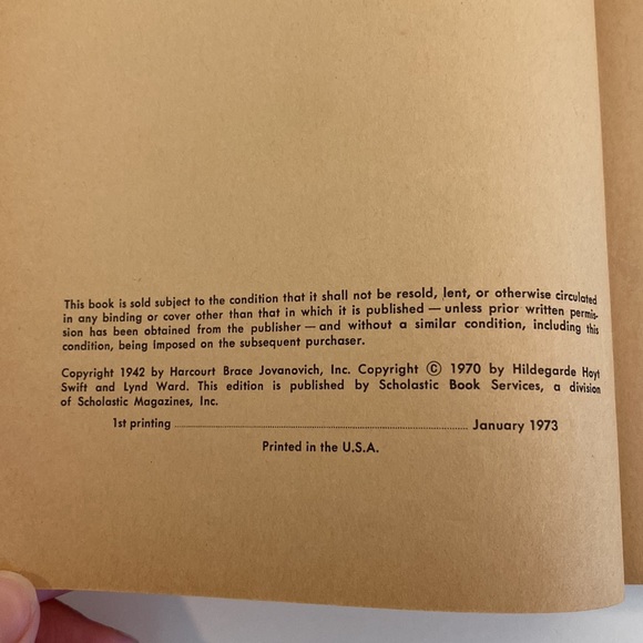 Vintage Book and Record Scholastic “The Little Red Lighthouse…” - Picture 10 of 10